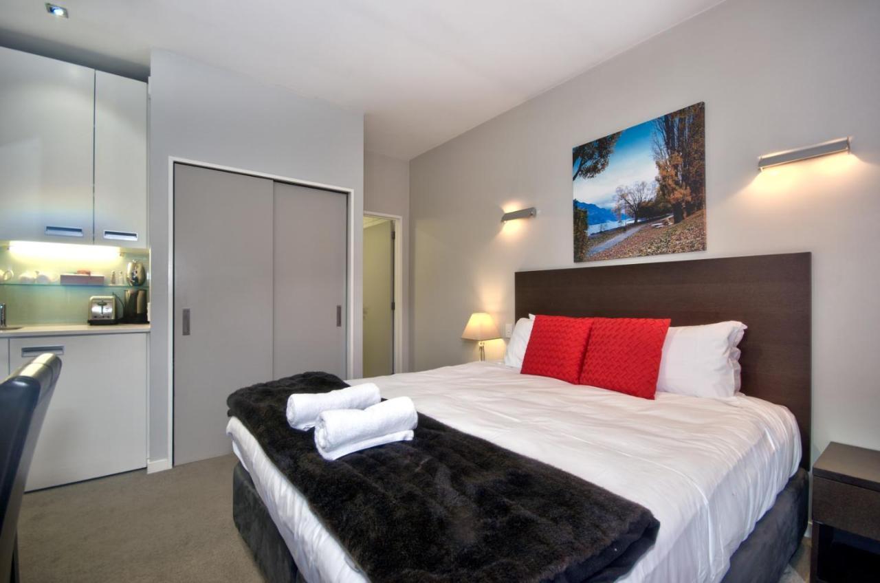 Pure Retreat Lake View Queenstown Exterior photo